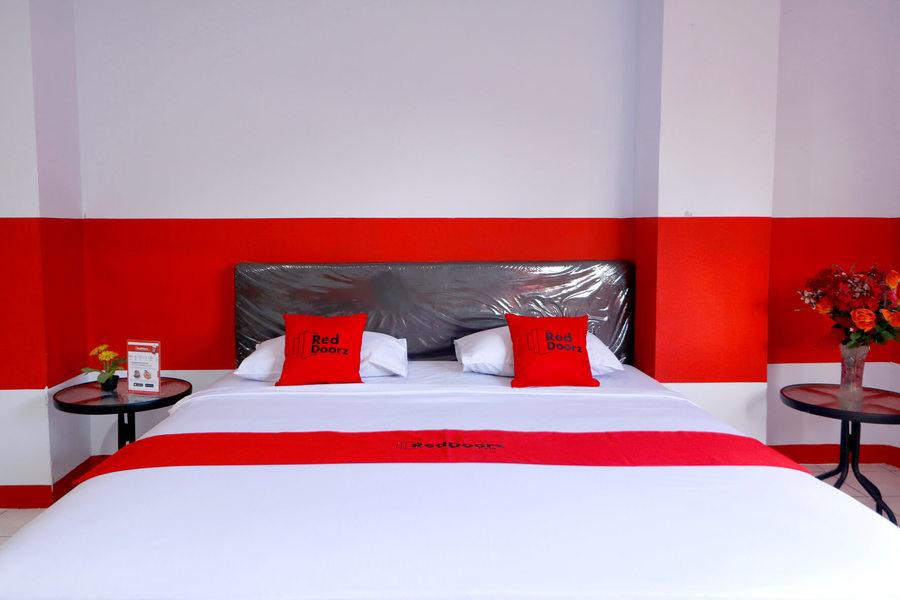 Reddoorz Plus @ Samratulangi מנאדו מראה חיצוני תמונה